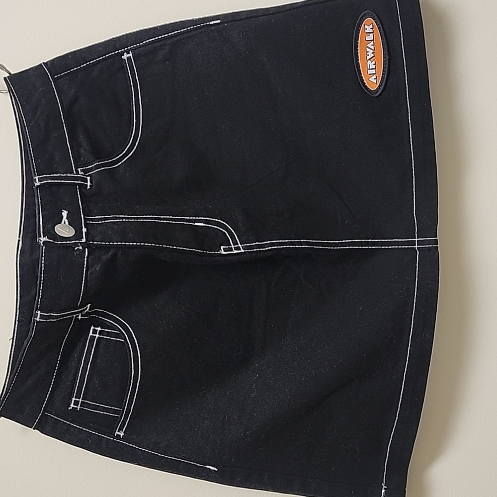 Airwalk skirt 100% cotton